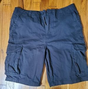 Faded Glory men's size 34 cargo shorts